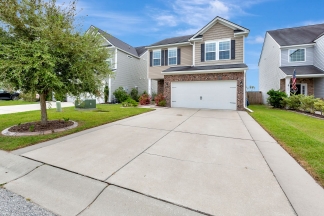 True Southern Living In Lindera Preserve!