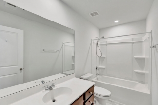 True Southern Living In Lindera Preserve!