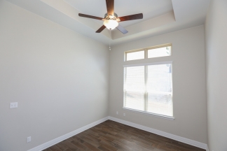 5108 Alonso Drive - NO SIGNS - HW+ - R15 - Blue Team