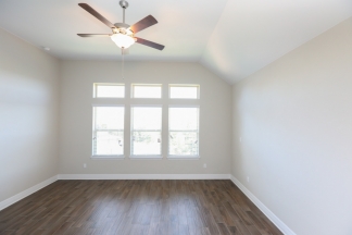 5108 Alonso Drive - NO SIGNS - HW+ - R15 - Blue Team