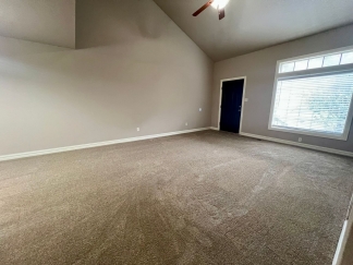 Beautiful 4 Bedroom/2.5 Bathroom Duplex COMING SOON!