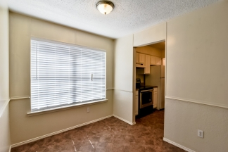 Cute 2 Bedroom Kennedale Half Duplex
