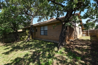 Cute 2 Bedroom Kennedale Half Duplex