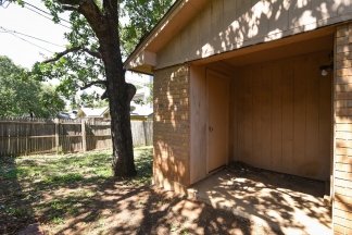 Cute 2 Bedroom Kennedale Half Duplex