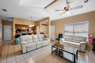 Quiet Cedar Hill Duplex on a Cul-d-sac