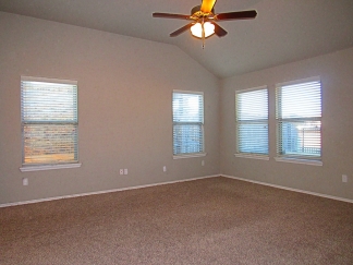 Pleasing 3 Bedroom Home in Deer Creek!  Move In Special No Pro-rate With 18 Month Lease!
