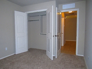Pleasing 3 Bedroom Home in Deer Creek!  Move In Special No Pro-rate With 18 Month Lease!