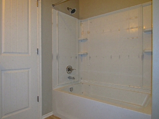Pleasing 3 Bedroom Home in Deer Creek!  Move In Special No Pro-rate With 18 Month Lease!