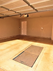 Pleasing 3 Bedroom Home in Deer Creek!  Move In Special No Pro-rate With 18 Month Lease!