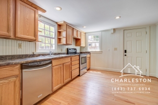 38 Ashe St Unit B - Available Now!