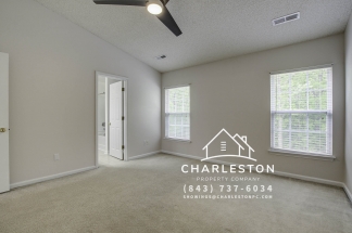 141 Old Tree Road - Available 10/10