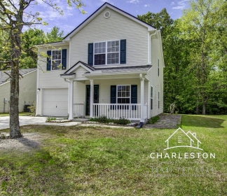 141 Old Tree Road - **APPROVED APPLICATION - LEASE PENDING**