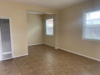 One Bedroom Apartment Walking Distance to Crown Point!