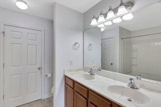 Beautiful town home in Summerville