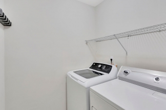 Beautiful town home in Summerville