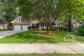 206 Downing Dr - Available Now!