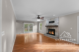 206 Downing Dr - Available Now!