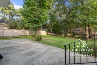 206 Downing Dr - Available Now!