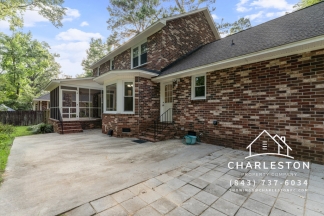 206 Downing Dr - Available Now!