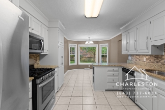 206 Downing Dr - Available Now!
