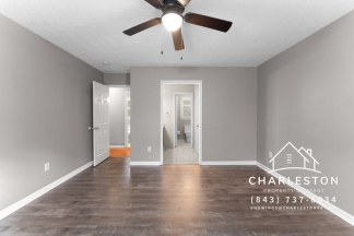 206 Downing Dr - Available Now!