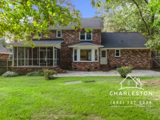 206 Downing Dr - Available Now!