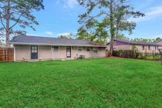 Charming 3BR/2BA Brick Ranch in Ponderosa – West Ashley | 1,333 Sq Ft