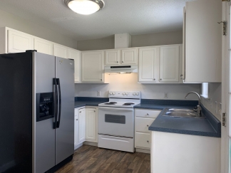Raleigh Residence In Hedingham Scenic Golf Community!  Apply NOW!