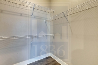 604 N Bluff Dr, Unit 150 - R15 - Green Team