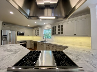 Downtown Los Gatos Elegant Fully Renovated 4BD Retreat