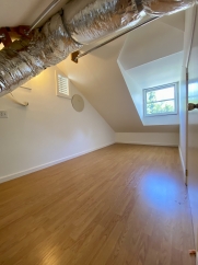 Downtown Los Gatos Elegant Fully Renovated 4BD Retreat