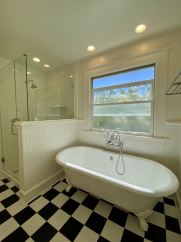Downtown Los Gatos Elegant Fully Renovated 4BD Retreat