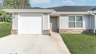 Beautiful three-plex in Decatur!
