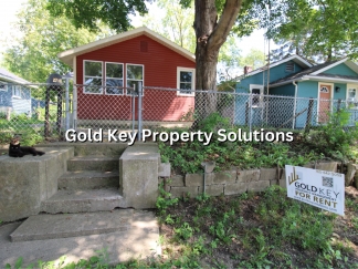 Cute 2 BR 1 BA House in Muncie with Fenced Yard (SECTION 8 APPROVED)