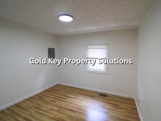 Cute 2 BR 1 BA House in Muncie with Fenced Yard (SECTION 8 APPROVED)