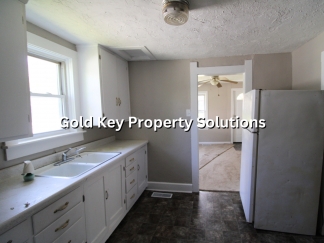 2 BR 1 BA House with New Carpet and Paint (NO SECTION 8)