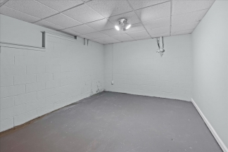 430 Booth Circle Southwest