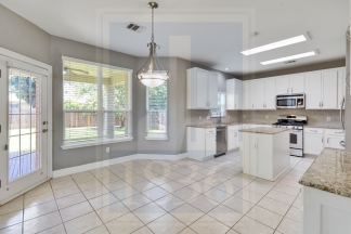 11508 Staked Plains Dr Apt 6 - Pink Team