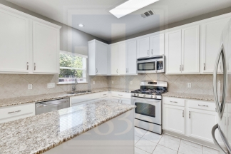 11508 Staked Plains Dr Apt 6 - Pink Team