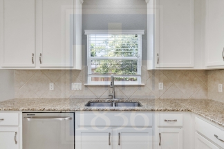 11508 Staked Plains Dr Apt 6 - Pink Team