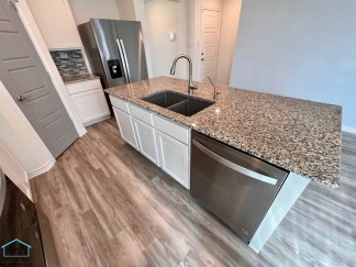 Beautiful 2-story 4 bed/2.5 bath home with bonus game and media room, in Converse!