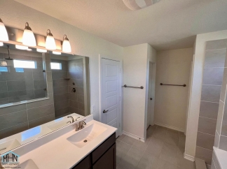 Beautiful 2-story 4 bed/2.5 bath home with bonus game and media room, in Converse!
