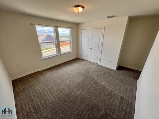 Beautiful 2-story 4 bed/2.5 bath home with bonus game and media room, in Converse!
