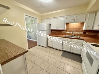 Beautiful Condo on the Plaza with City Views & Top-Tier Amenities