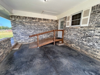 House in the country!! 3 bed 2 bath in Huntington