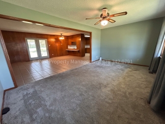 House in the country!! 3 bed 2 bath in Huntington