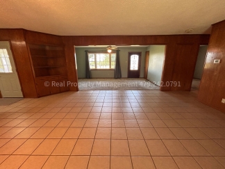House in the country!! 3 bed 2 bath in Huntington