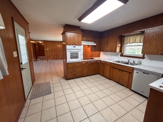 House in the country!! 3 bed 2 bath in Huntington