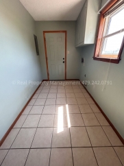 House in the country!! 3 bed 2 bath in Huntington