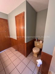House in the country!! 3 bed 2 bath in Huntington